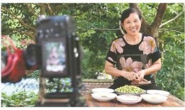 新闻爆料潘姥姥视频大全,揭秘民间传奇人物的多面人生